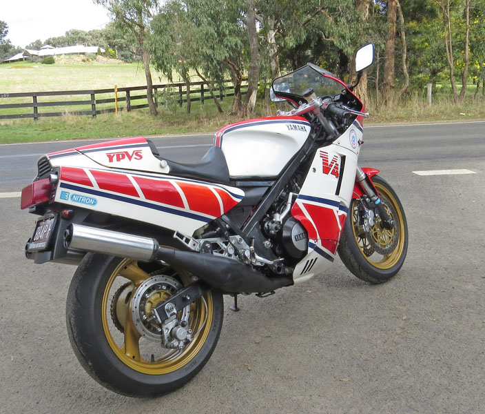 Yamaha RZ500